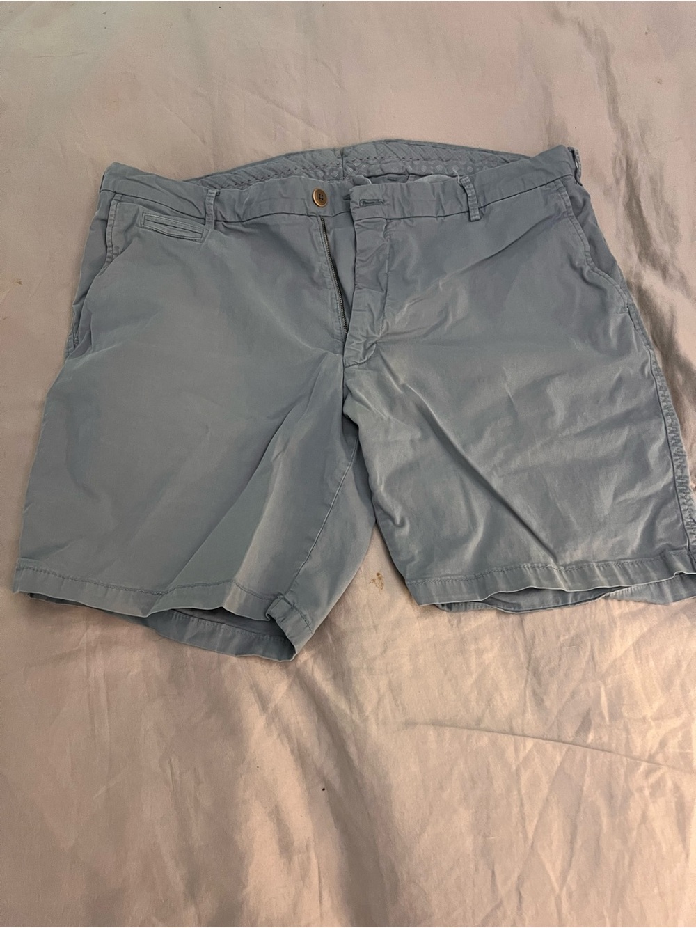 Men's Light Blue Flat-Front Casual Shorts